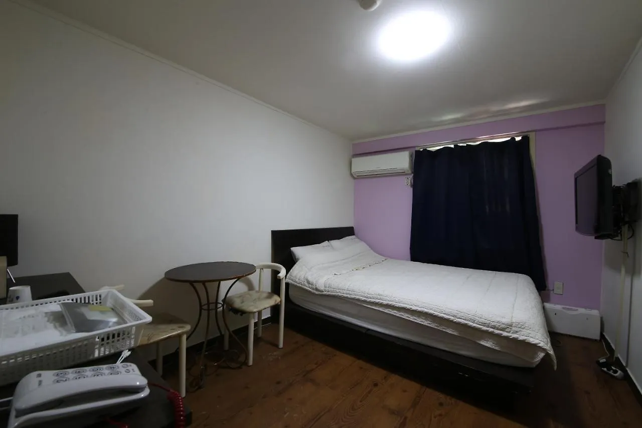 Feel Motel Busan 2*,  South Korea